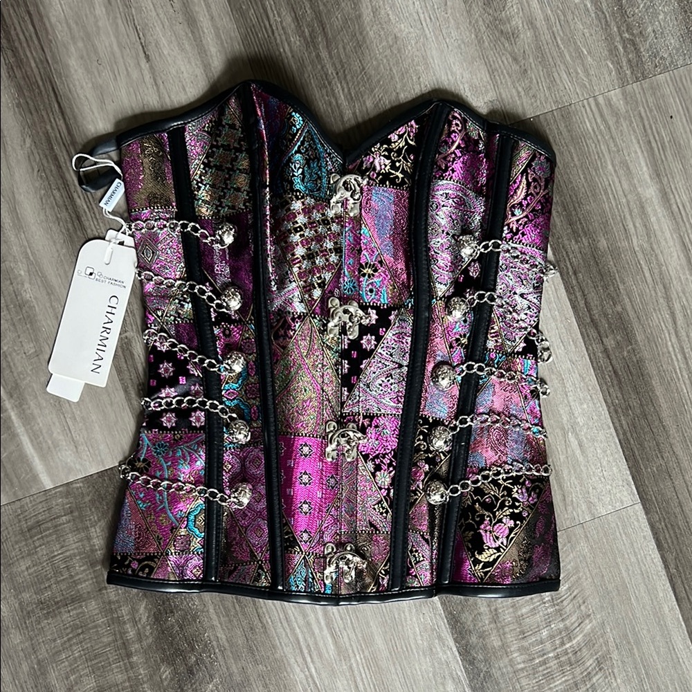 Charming Corset with Chain Details